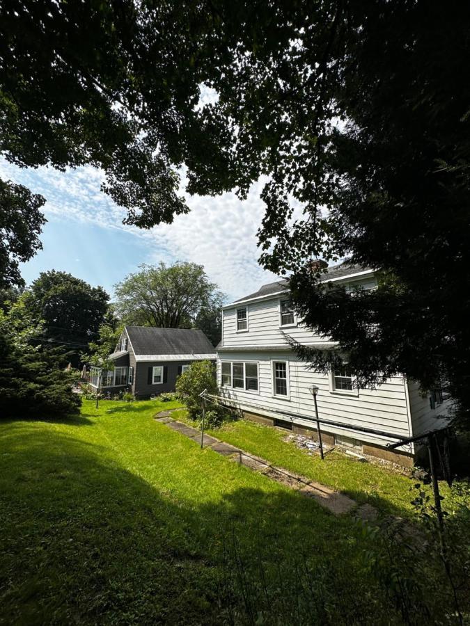 Cute Cape Cod Style Home 핏츠필드 외부 사진